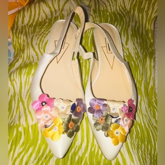 NWOT POKEMAOKE SIZE 40 FLOWERS IVORY FLATS EVENING FORMAL SLIP ON SLING BACK - Picture 2 of 3